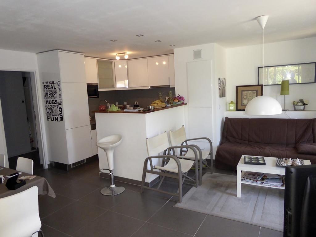 Les Enganes Apartment Fréjus Exterior photo